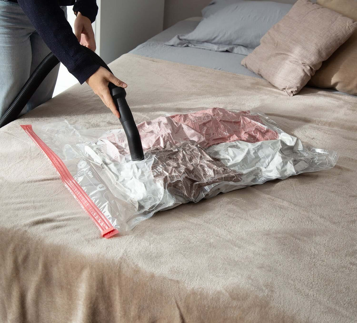 Sacs sous vide pratiques pour un gain de place immédiat