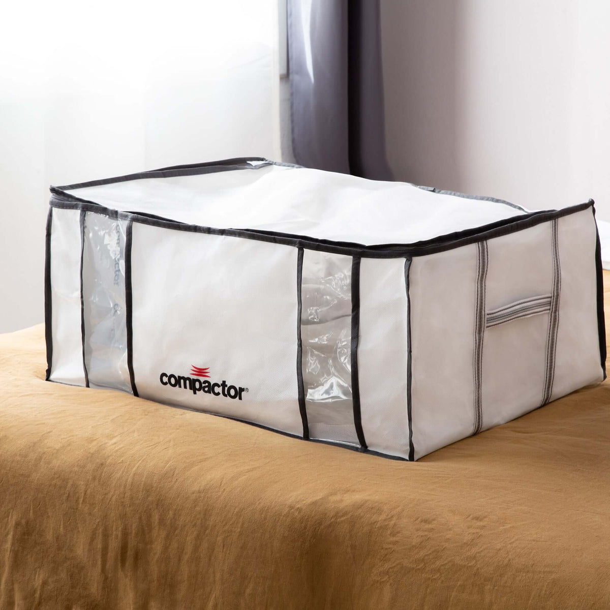 Pack couette 220x240 + 2 oreillers + housse sous vide XXL