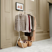 White Fyn metal clothes rack