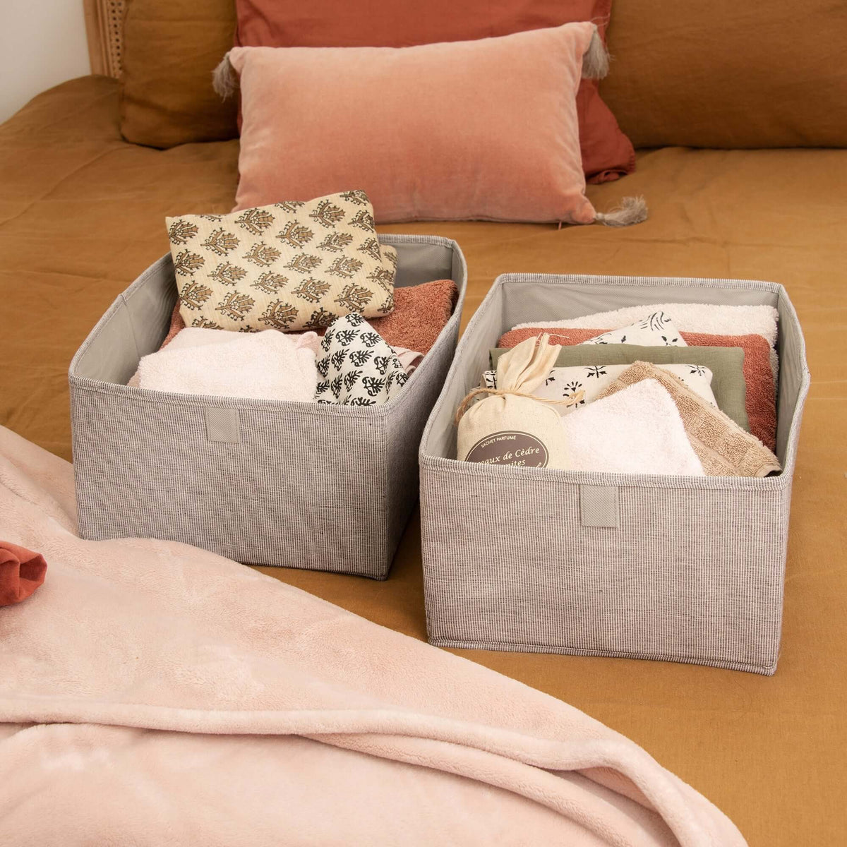 Oxford Folding Storage Organizer, Size M
