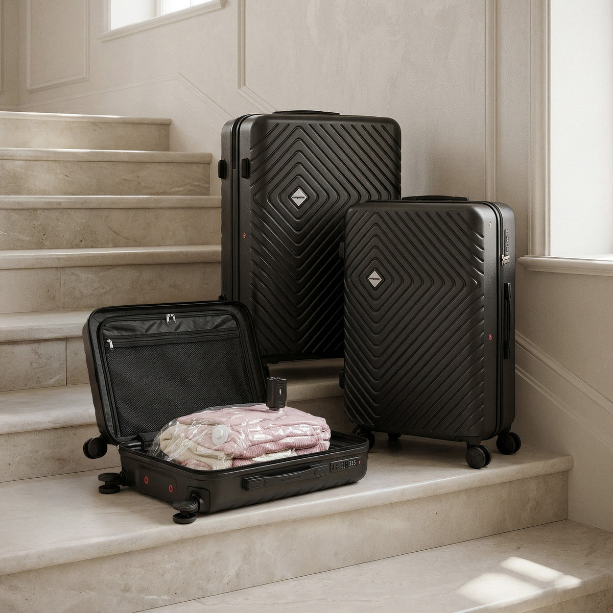 Lot 3 valises gain de place cabine-L-XL + pèse valise + pompe manuelle