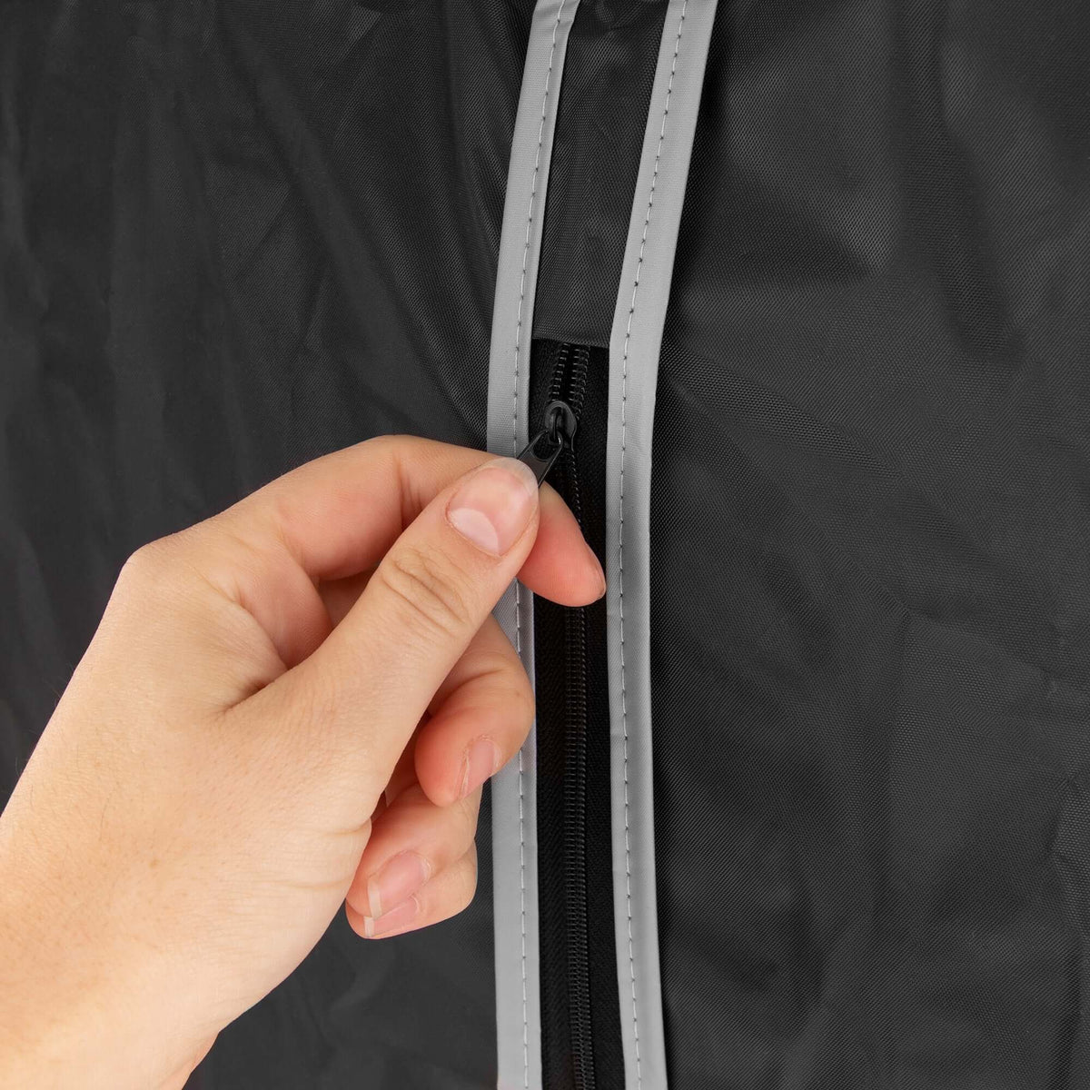 Funda para colgar ropa Cosmos L negra